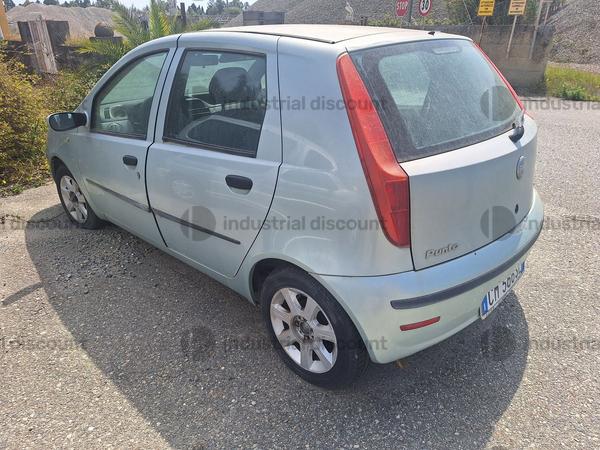 2#9220 Autovettura Fiat Punto in vendita - foto 3