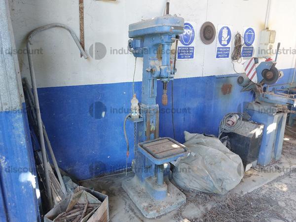 5#9222 Attrezzature da officina in vendita - foto 1
