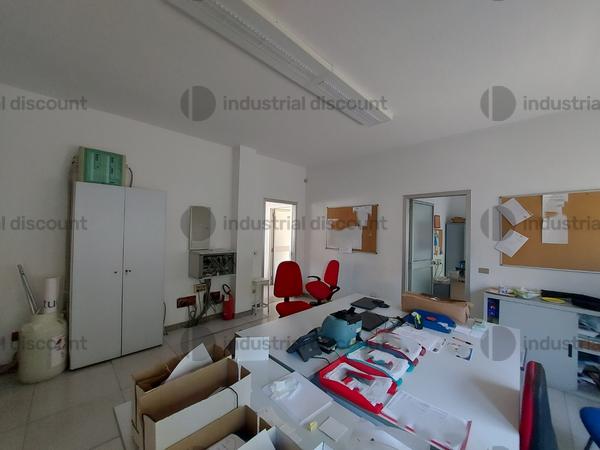 1#9241 Macchinari per la lavorazione e imbottigliamento del latte, arredi e attrezzature in vendita - foto 14