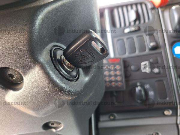 6#9250 Gru su autocarro Marchetti MTK 1006 in vendita - foto 16