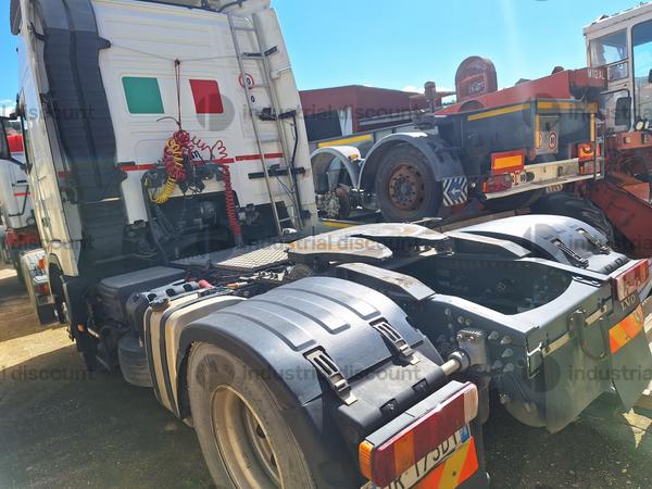 6#9266 Trattore stradale per semirimorchio Volvo Truck FH 480 in vendita - foto 3