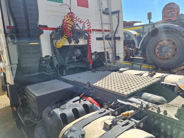 6#9266 Trattore stradale per semirimorchio Volvo Truck FH 480 in vendita - foto 7