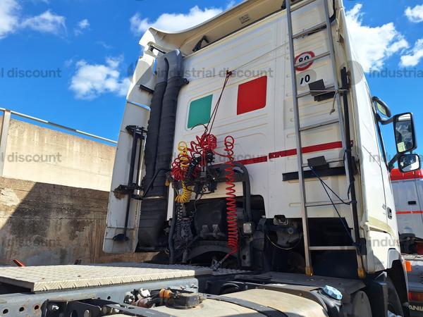6#9266 Trattore stradale per semirimorchio Volvo Truck FH 480 in vendita - foto 11