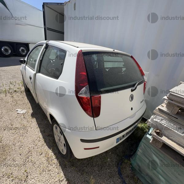 6#9267 Autocarro Fiat Punto 1.3 multijet in vendita - foto 6