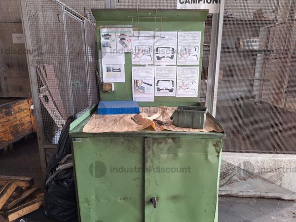 16#9288 Macchinari dismessi e banchi da lavoro in vendita - foto 27