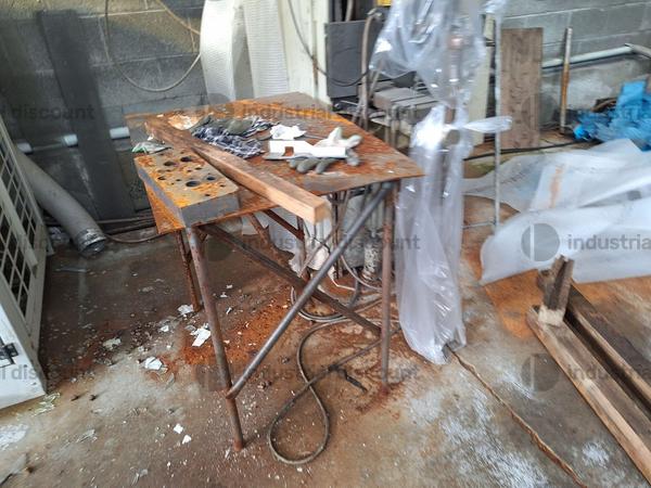 16#9288 Macchinari dismessi e banchi da lavoro in vendita - foto 42