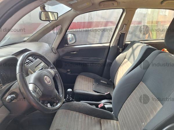 8#9294 Autovettura Fiat Sedici 4x4 in vendita - foto 19