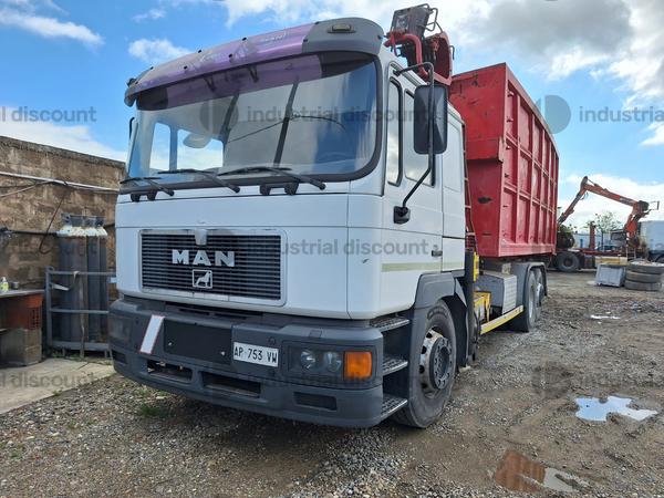1#9304 Autocarro con gru Man in vendita - foto 1