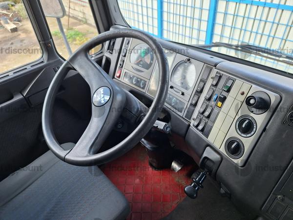 1#9304 Autocarro con gru Man in vendita - foto 18