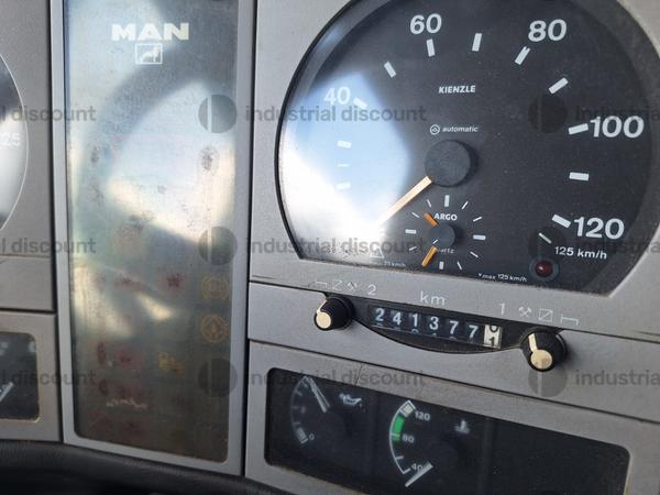1#9304 Autocarro con gru Man in vendita - foto 19