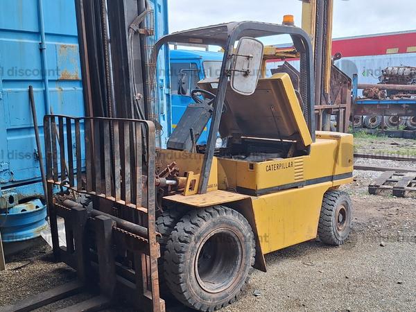 10#9304 Carrello Elevatore Caterpillar in vendita - foto 6