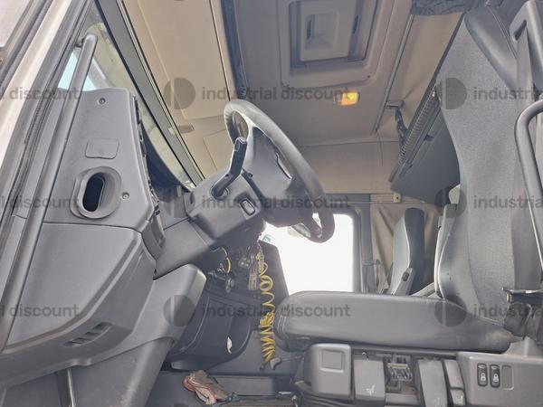 27#9304 Autocarro Scania in vendita - foto 9