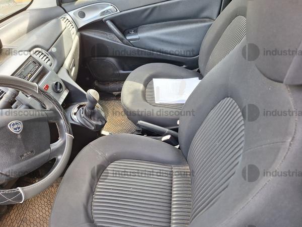 3#9304 Autoveicolo Lancia Y in vendita - foto 7