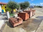 Image 2 - Paving tiles - Roof tiles - Granite stones - Gravel mezzanello - Lot 6 (Auction 9304)