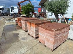 Paving tiles   Roof tiles   Granite stones   Gravel mezzanello - Lot 6 (Auction 9304)