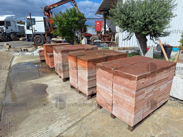 6#9304 Tavelle per pavimentazione  - Tegole - Pietre in granito - Ghiaia mezzanello in vendita - foto 1
