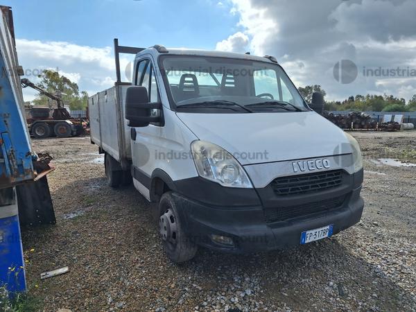9#9304 Furgone Iveco 35C13 in vendita - foto 4