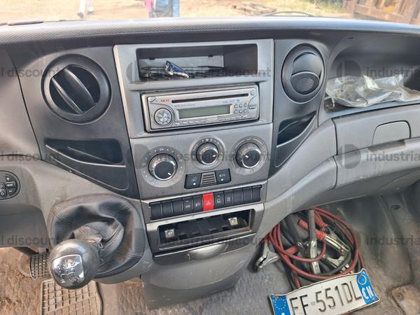 9#9304 Furgone Iveco 35C13 in vendita - foto 13