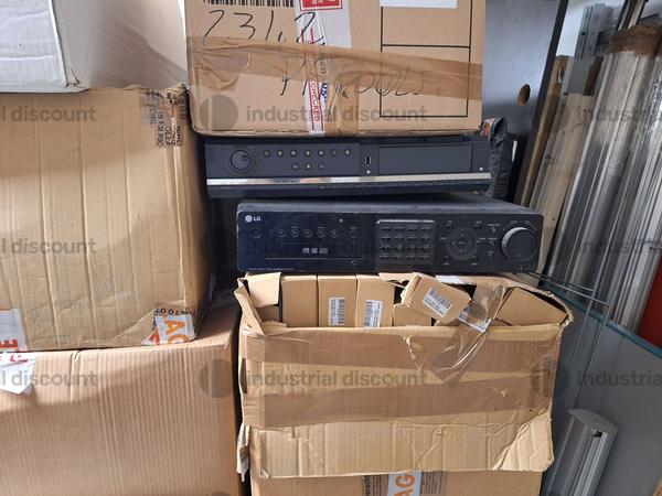 1#9311 Attrezzatura informatica e arredamento da negozio in vendita - foto 4