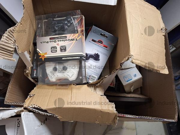 1#9311 Attrezzatura informatica e arredamento da negozio in vendita - foto 7