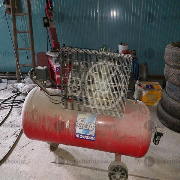 7#9344 Macchine agricole attrezzature e arredi da ufficio in vendita - foto 17