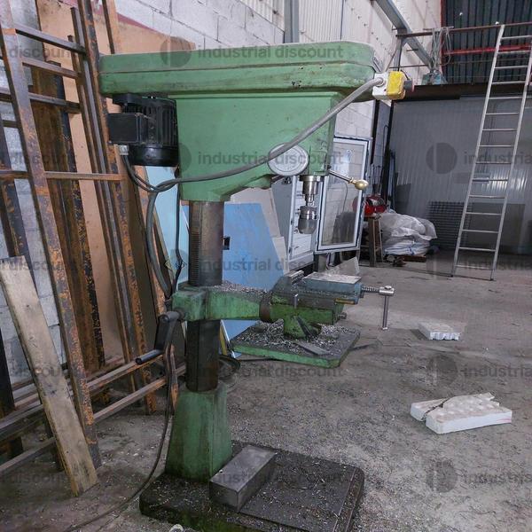 7#9344 Macchine agricole attrezzature e arredi da ufficio in vendita - foto 23