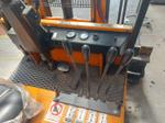 Image 4 - Forklifts - Lot 7 (Auction 9351)