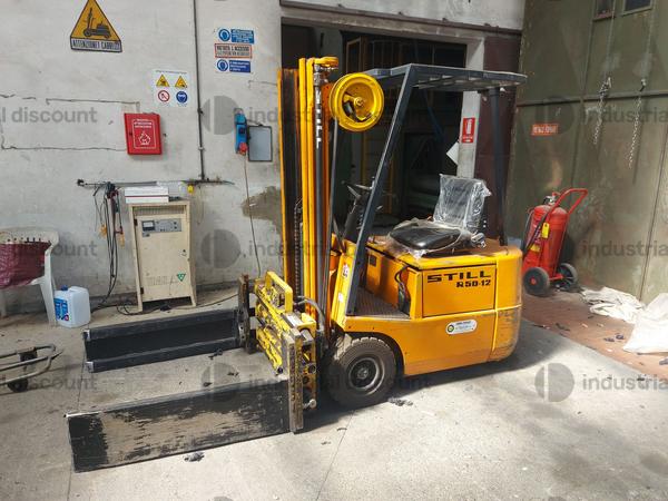 Carrelli elevatori in vendita