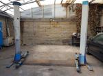 Image 1 - Lift and compressor - Lot 2 (Auction 9360)