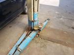 Image 4 - Lift and compressor - Lot 2 (Auction 9360)