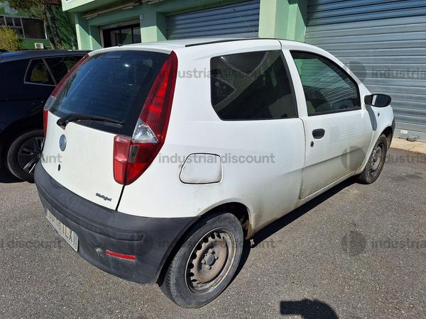 1#9370 Autocarro Fiat Punto Van in vendita - foto 2