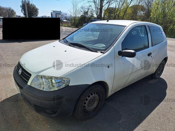 1#9370 Autocarro Fiat Punto Van in vendita - foto 4