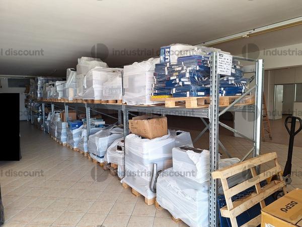 16#9370 Magazzino ricambi auto in vendita - foto 1