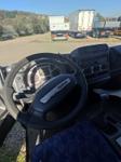 Image 9 - IVECO Eurocargo 80e18 van truck with hydraulic tailgate - Lot 16 (Auction 9387)