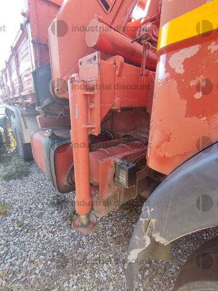 7#9387 Camion IVECO 180 ribaltabile trilaterale con gru Fassi 145 in vendita - foto 4