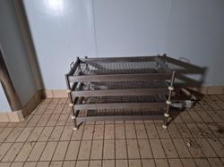 Cesti in acciaio per carni   Contenitore metallico in acciaio zincato  Carrello porta baltresche - Lotto 13 (Asta 9389)