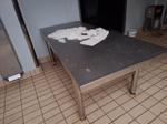 Immagine 3 - Tavoli in acciaio inox - Lotto 3 (Asta 9389)