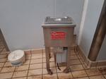 Immagine 2 - Timbratrice manuale Soncini  Bilico per pesatura Pistola graffatrice automatica per prosciutti  Macchina per summia  - Lotto 5 (Asta 9389)