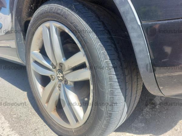 3#9398 Autovettura Volkswagen Touareg in vendita - foto 4
