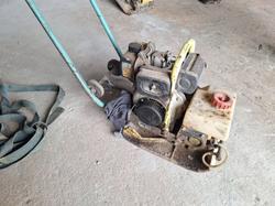 Piastra vibrante per asfalto AMMANN - Lotto 3 (Asta 9403)