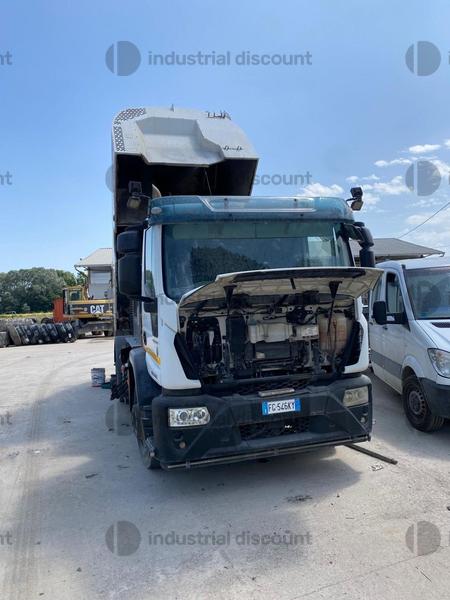 1#9409 Spazzatrice stradale Iveco 160E in vendita - foto 5