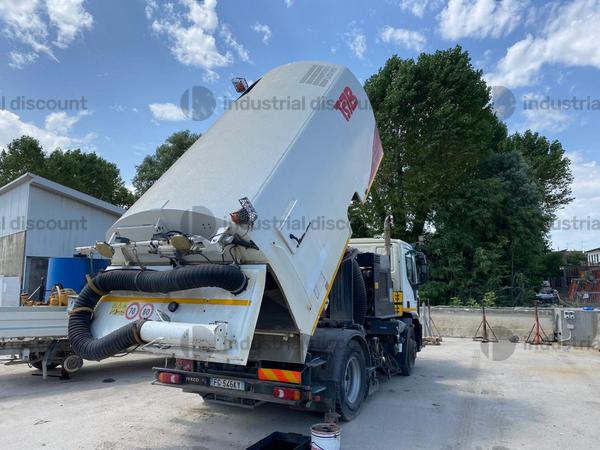 1#9409 Spazzatrice stradale Iveco 160E in vendita - foto 6