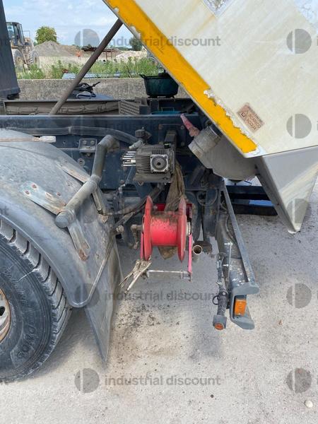 1#9409 Spazzatrice stradale Iveco 160E in vendita - foto 7