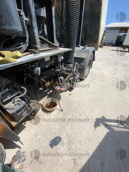 1#9409 Spazzatrice stradale Iveco 160E in vendita - foto 10