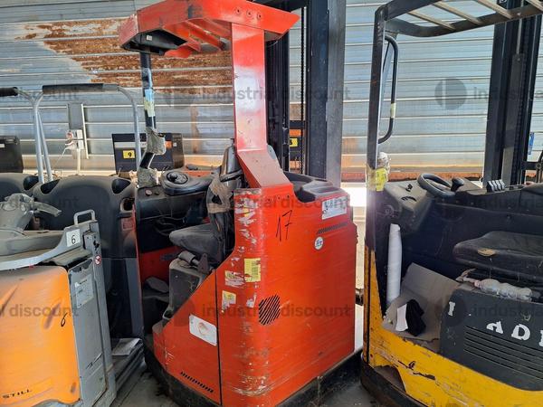 17#9410 Carrello rettrattile BT in vendita - foto 1