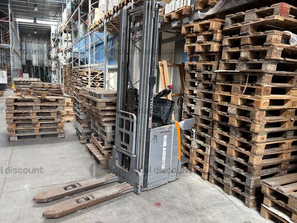 Carrelli elevatori in vendita