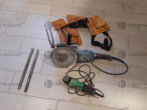 3#9411 Arredo da ufficio e attrezzature edili in vendita - foto 2