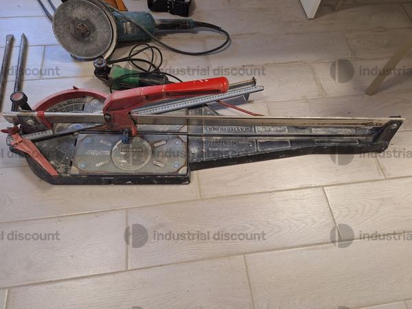 3#9411 Arredo da ufficio e attrezzature edili in vendita - foto 3