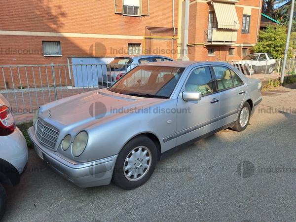 1#9412 Autovettura Mercedes E230 in vendita - foto 1