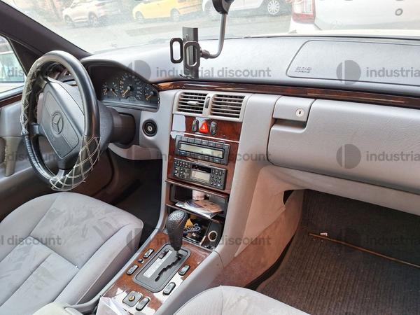 1#9412 Autovettura Mercedes E230 in vendita - foto 10